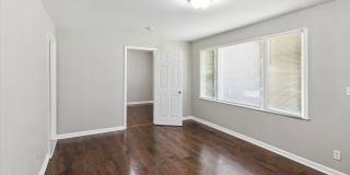1608 Gallery 4