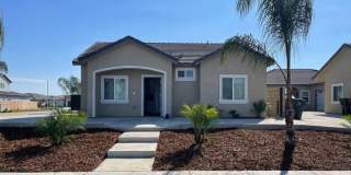 8404 Frankie Lou Gallery 1