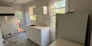 1005 W Arch St Gallery 6