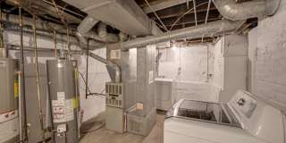 373 Cedar Street Gallery 27