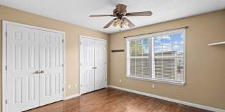 Townhouse for Rent – 2 Bed / 1 Bath Gallery 10