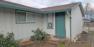 2 bedroom 1 bath duplex Gallery 1