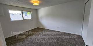 412 Pearl Street Gallery 13