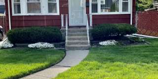 17712 Community Street Gallery 1