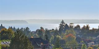 Spacious West Seattle Townhome With Rooftop Deck and Waterviews!! Gallery 21