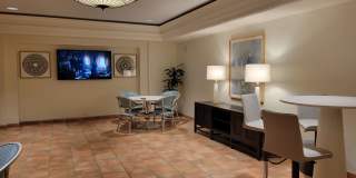 Seasonal/short term 3/2 renovated Ritz Carlton beauty with long water views Gallery 56