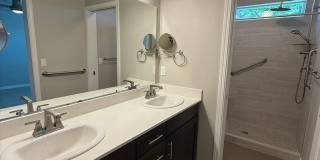 Beautiful Meridian Home in Prime Location Near The Village, Parks & Schools Gallery 11