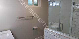 920 Ward Parkway Gallery 14