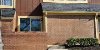 Renovated townhome in Great Alpharetta location Gallery 1