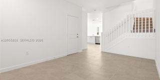 2623 SE 25th Ter Gallery 3