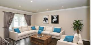 Spacious Single Family Home with backyard space Gallery 1