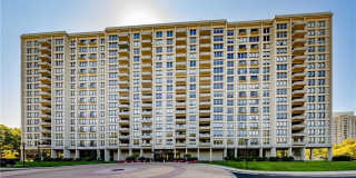 1 Lakeshore Boulevard Gallery 1