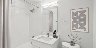 RiverHouse Gallery 32