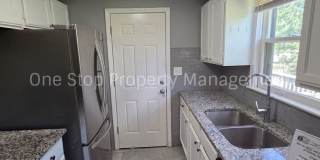 Beautiful 3 Bedroom 2 Bathroom in Kansas City Gallery 14