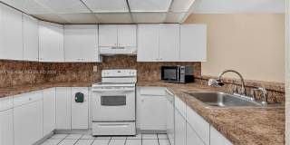 3750 SW 60th Ter Gallery 20