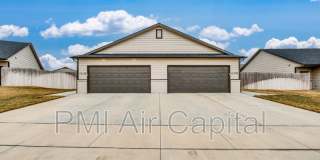 12132 West Fontana Street Gallery 1