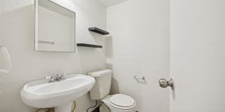 Great 2 Bedroom Townhome - Available Now! Gallery 9