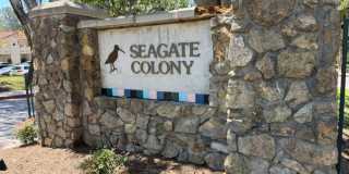 Seagate Colony: Upper 1 Bedroom 1 Bath Condo Gallery 1
