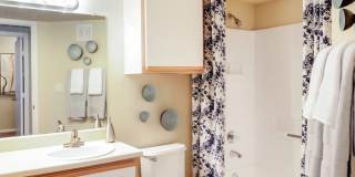 1201 Park Apartments Gallery 21