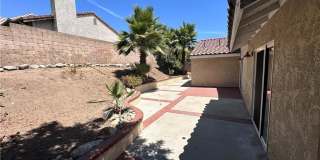 1299 Dogwood Gallery 32