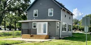 505 East Oak Street Gallery 1