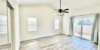 Great Single Story Home Minutes from Everything in Quiet cul-de-sac Street & Neighborhood Location of Vista! Gallery 24