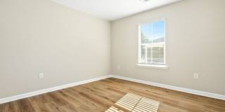 1/2 off 1st months rent if you sign a lease by 6/1/26! Gallery 18