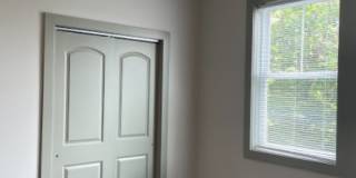 HUGE newly built 4 bed / 4.5 bath townhouse! Gallery 23