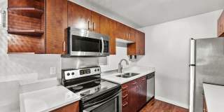 Downtown 1 Bedroom 1 Bath! Coming Soon! Gallery 10