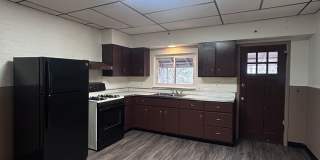 2 Bedroom Home with bonus room ! Gallery 11