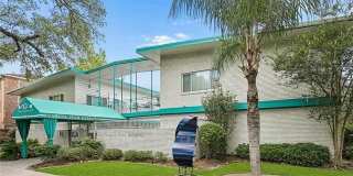 2833 SAINT CHARLES Avenue Gallery 1