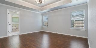 6210 S 38th Street Gallery 10