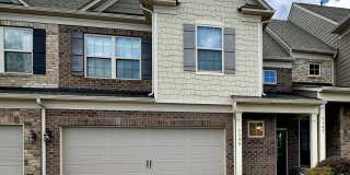 Beautiful, Well Kept, Townhouse in Popular Bridgemill Gallery 1