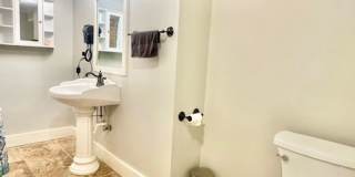 1930's Gem! Gallery 28