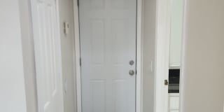 Large Condo in Claremont Gallery 22