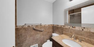 107 Bloomfield Boulevard Gallery 24