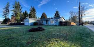 Price Drop!-Exceptional 2200 sq ft Three Bedroom 2 Bath Rambler in Fed Way - with A/C Gallery 3