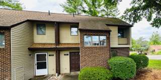 3 Bedroom 2.5 Bath Townhouse Gallery 3