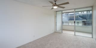 1122 Elm St. #205 1122 Elm St. #205 Gallery 1