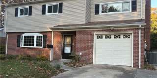 521 Lynn Shores Drive Gallery 1