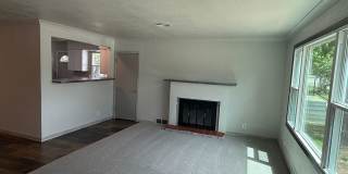 410 Quincy St Gallery 13