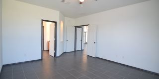 4903 Golden Gate Dr Gallery 23