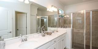 ** 4/3 HEATED POOL AND SPA FURNISHED HOME MODERN IN HIGHLY DESIRED NORTH NAPLES *** AVAILABLE STARTING APRIL-NOVEMBER 2026  LONGER TERM OR SHORT TERM 3 MONTHS OR MORE ** Gallery 63