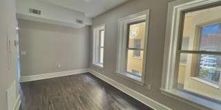 306 W Franklin Gallery 25