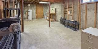 60 Evergreen Avenue Gallery 37