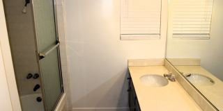 9642 Yolanda Ave Gallery 22