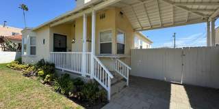 Charming Traditional Home with a Detached Guest House Charming Traditional Home with a Detached Guest House Gallery 11