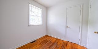 3-bedroom, 1-bath home with a fenced-in yard, located on Guerrant Street in Greensboro 3-bedroom, 1-bath home with a fenced-in yard, located on Guerrant Street in Greensboro Gallery 15