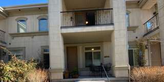 Italian Villages | 3-Bedroom Villa La Vigne (Unfinished Basement) Gallery 1