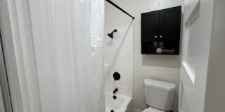 Beautiful 1 Bedroom Unit in Orange Gallery 17